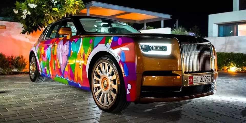 Quintessentially Experiences | Rolls-Royce Reversed event | painted Rolls Royce car