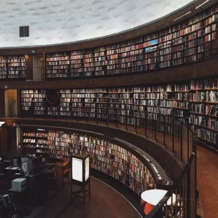 View of rounded corner 3 floored library
