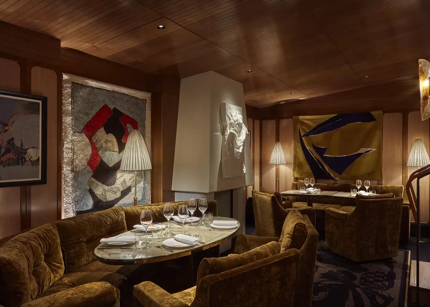 Luxury retro dining interior of new Italian restaurant Il Gattopardo, Mayfair, London.