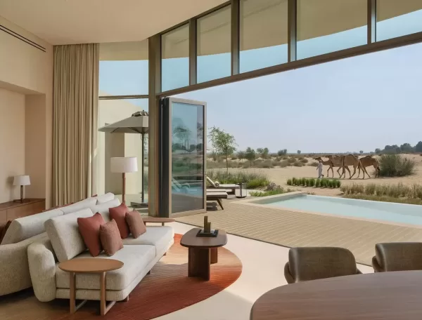 Seven luxury hotel villas with private pools in Dubai