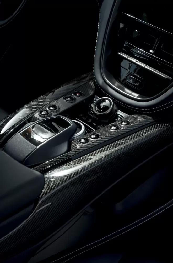 Interior Aston Martin DBX707