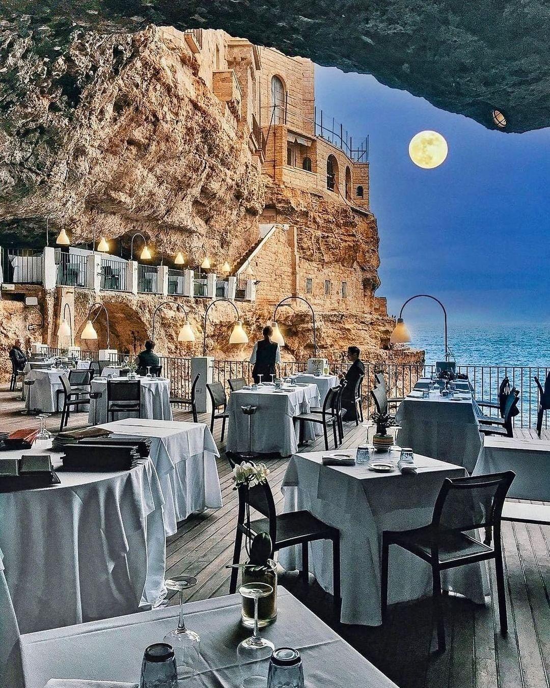 7 Of The World's Most Romantic Restaurants | Quintessentially