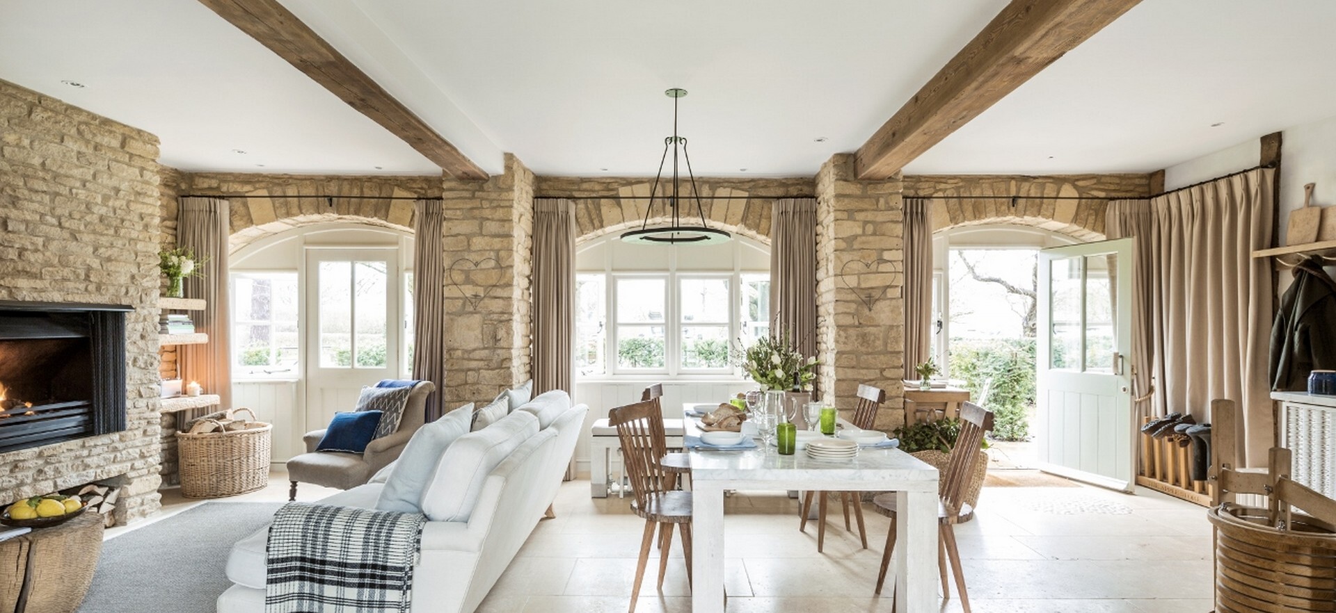 Daylesford Cottages Apple Store 03